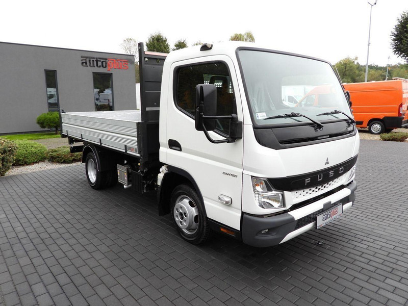 Mitsubishi CANTER FUSO 3C15 - Camion benne: photos 4 Mitsubishi CANTER FUSO 3C15 - Camion benne: photos 4