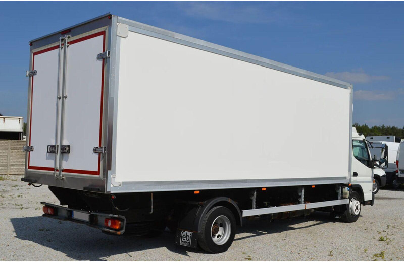 Mitsubishi CANTER FUSO 9C18 REFRIGERATOR + DOOR ISOTHERM CONTAINER - Camion frigorifique: photos 4 Mitsubishi CANTER FUSO 9C18 REFRIGERATOR + DOOR ISOTHERM CONTAINER - Camion frigorifique: photos 4