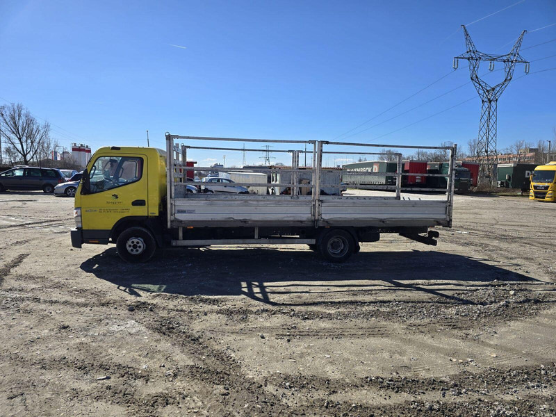 Mitsubishi Canter 3,0 d - Pritsche - Utilitaire plateau: photos 4 Mitsubishi Canter 3,0 d - Pritsche - Utilitaire plateau: photos 4