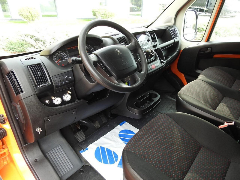 Peugeot BOXER SKRZYNIA PLANDEKA PODWÓJNA KABINA DOKA 7 MIEJSC KLIMATYZAC - Utilitaire rideaux coulissants (PLSC): photos 2 Peugeot BOXER SKRZYNIA PLANDEKA PODWÓJNA KABINA DOKA 7 MIEJSC KLIMATYZAC - Utilitaire rideaux coulissants (PLSC): photos 2