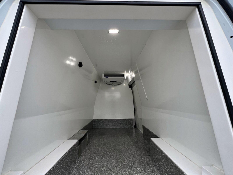 Utilitaire frigorifique Renault Master 180 DCI L3H3 Furgon Chłodnia/Mroźnia GRAU, Salon PL, Jede: photos 18 Utilitaire frigorifique Renault Master 180 DCI L3H3 Furgon Chłodnia/Mroźnia GRAU, Salon PL, Jede: photos 18