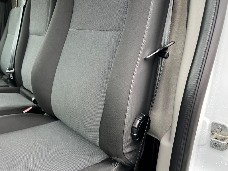 Utilitaire frigorifique Renault Master 180 DCI L3H3 Furgon Chłodnia/Mroźnia GRAU, Salon PL, Jede: photos 9 Utilitaire frigorifique Renault Master 180 DCI L3H3 Furgon Chłodnia/Mroźnia GRAU, Salon PL, Jede: photos 9