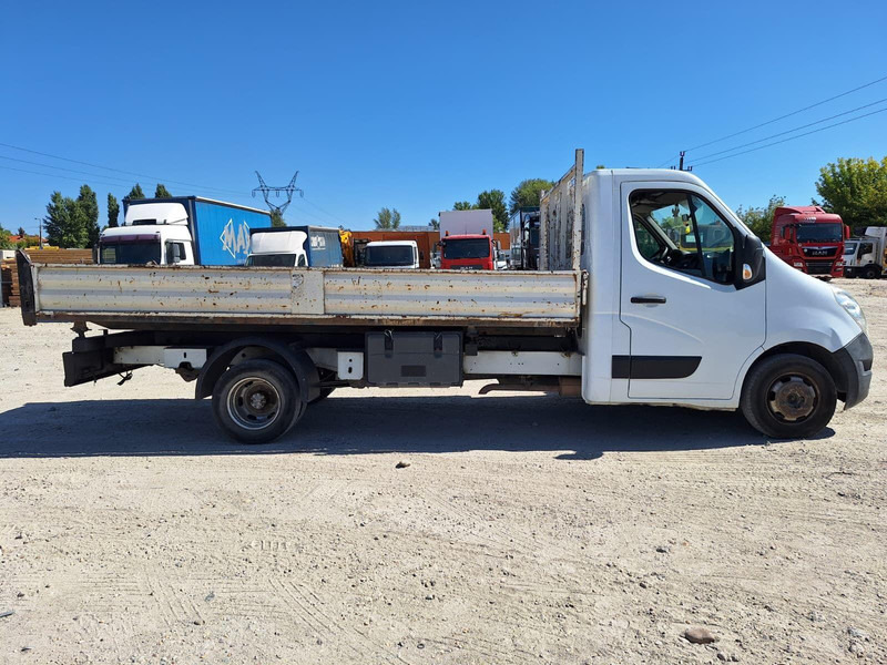 Renault Master - 3 sided Tipper - Utilitaire benne: photos 4 Renault Master - 3 sided Tipper - Utilitaire benne: photos 4