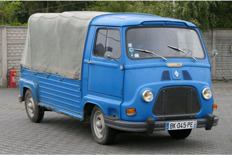 Renault R21 / ESTAFETTE 1000 / OLDTIMER / 1970 YEAR / 38 000 KM !! - Utilitaire plateau: photos 2 Renault R21 / ESTAFETTE 1000 / OLDTIMER / 1970 YEAR / 38 000 KM !! - Utilitaire plateau: photos 2