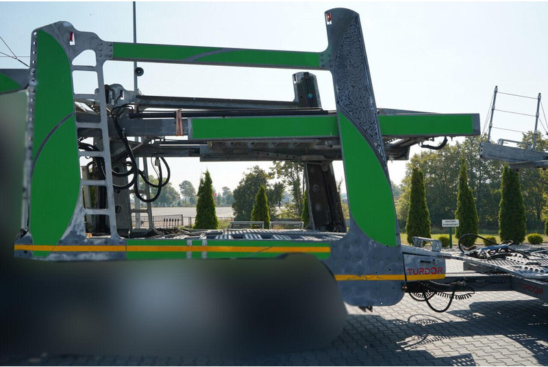 Semi-remorque porte-voitures Rolfo AUTOTRANSPORTER / LORA / AUTOLAWETA / NA 9 AUT /: photos 11 Semi-remorque porte-voitures Rolfo AUTOTRANSPORTER / LORA / AUTOLAWETA / NA 9 AUT /: photos 11