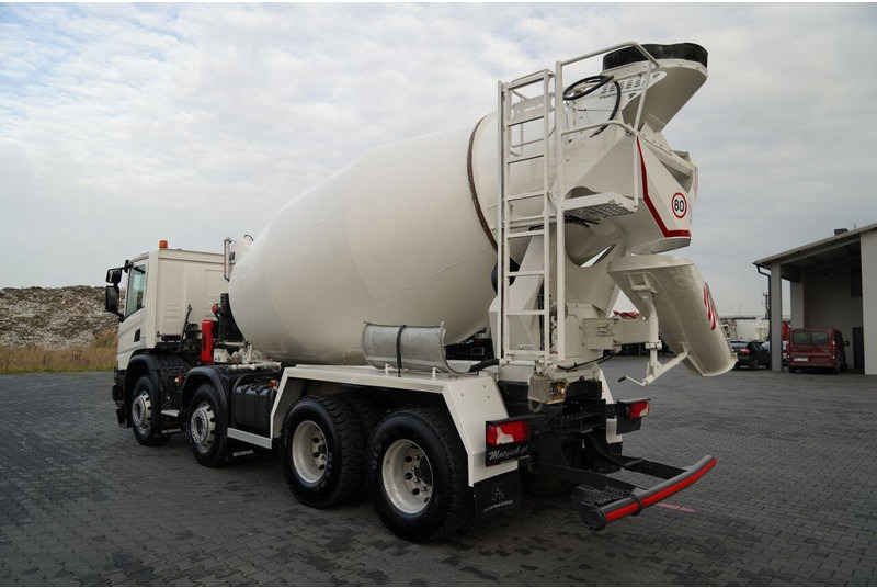 Scania P 410 / 8x4 / BETONOMIESZARKA / GRUSZKA / PUTZMEISTER / 9m3 / AU - Camion malaxeur: photos 3 Scania P 410 / 8x4 / BETONOMIESZARKA / GRUSZKA / PUTZMEISTER / 9m3 / AU - Camion malaxeur: photos 3