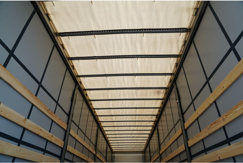 Semi-remorque rideaux coulissants Schmitz Cargobull FIRANKA STANDARD / DWIE OSIE PODNOSZONE / OSIE SCHMITZ / SPROWAD: photos 18 Semi-remorque rideaux coulissants Schmitz Cargobull FIRANKA STANDARD / DWIE OSIE PODNOSZONE / OSIE SCHMITZ / SPROWAD: photos 18