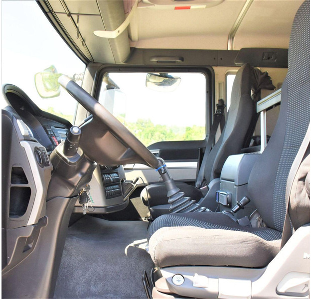Tracteur routier MAN TGS 18.400: photos 9