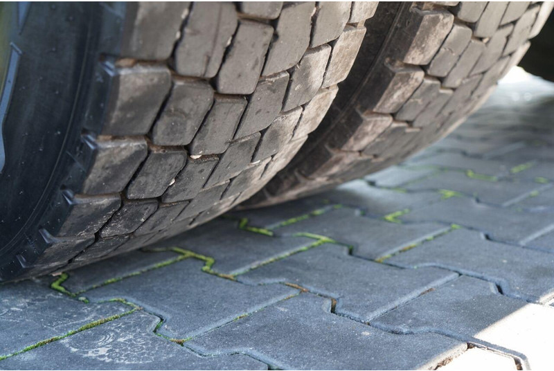 Tracteur routier Scania P 450 / RETARDER / HYDRAULIKA / NISKA KABINA: photos 20 Tracteur routier Scania P 450 / RETARDER / HYDRAULIKA / NISKA KABINA: photos 20