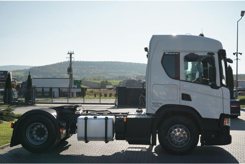 Tracteur routier Scania P 450 / RETARDER / HYDRAULIKA / NISKA KABINA: photos 9 Tracteur routier Scania P 450 / RETARDER / HYDRAULIKA / NISKA KABINA: photos 9