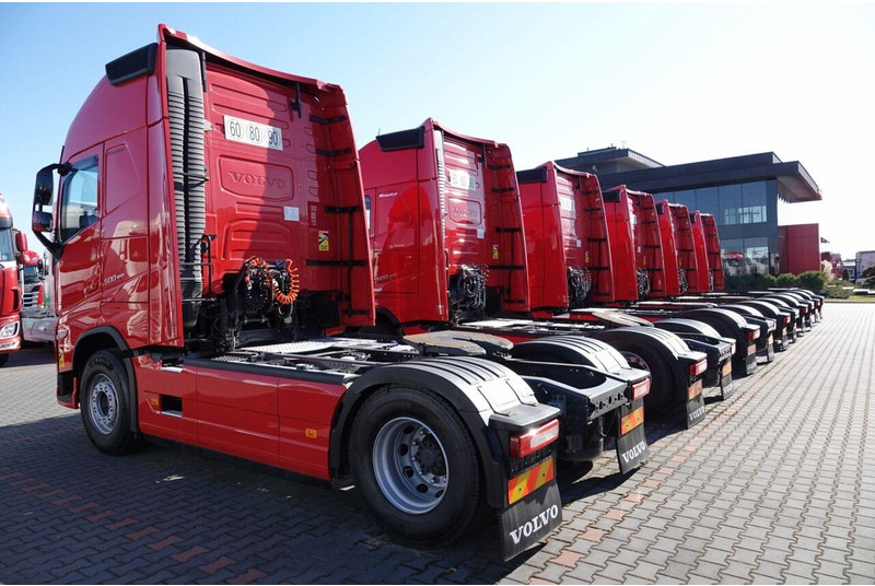 Volvo FH 500 / I-SAVE / XXL / I-PARK COOL NOWY MODEL / OPONY 100 % / - Tracteur routier: photos 3 Volvo FH 500 / I-SAVE / XXL / I-PARK COOL NOWY MODEL / OPONY 100 % / - Tracteur routier: photos 3