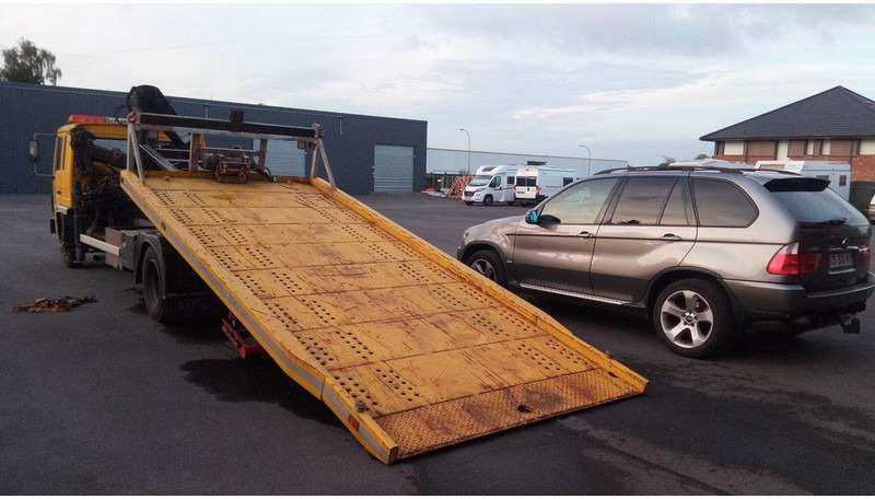 Volvo FL611 Car transporter + crane Hiab 071 - Camion porte-voitures: photos 3 Volvo FL611 Car transporter + crane Hiab 071 - Camion porte-voitures: photos 3