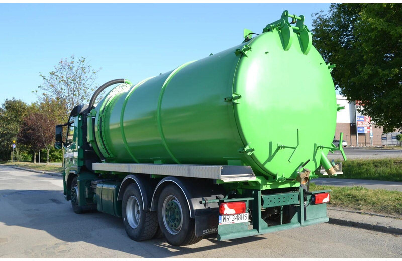 Volvo FM 370 - Vacuum truck - Camion hydrocureur: photos 4 Volvo FM 370 - Vacuum truck - Camion hydrocureur: photos 4
