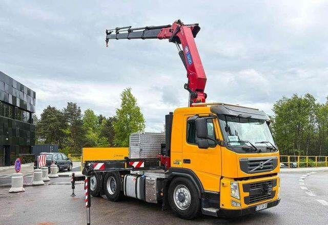 Volvo FM 460 6x4x4 HMF 3220 Crane HDS - Camion plateau, Camion grue: photos 2 Volvo FM 460 6x4x4 HMF 3220 Crane HDS - Camion plateau, Camion grue: photos 2