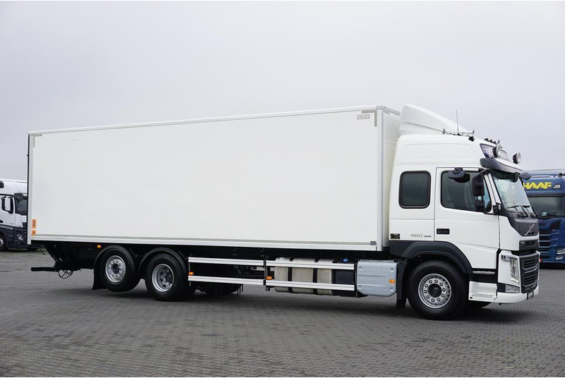 Volvo FM / 460 / E 6 / IZOTERMA + WINDA / 22 PALETY / DŁ 9,1 M / ŁAD. - Camion frigorifique: photos 4 Volvo FM / 460 / E 6 / IZOTERMA + WINDA / 22 PALETY / DŁ 9,1 M / ŁAD. - Camion frigorifique: photos 4