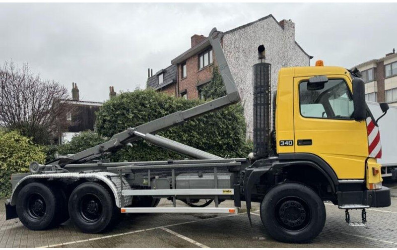Camion ampliroll Volvo FM12 6x6 Hook lift: photos 15 Camion ampliroll Volvo FM12 6x6 Hook lift: photos 15