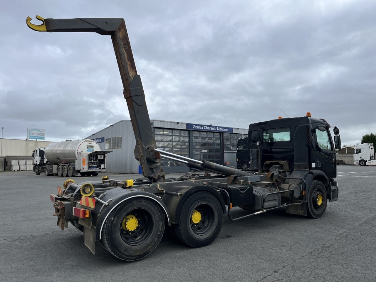 RENAULT PREMIUM 370 6X2 - Camion ampliroll: photos 3 RENAULT PREMIUM 370 6X2 - Camion ampliroll: photos 3
