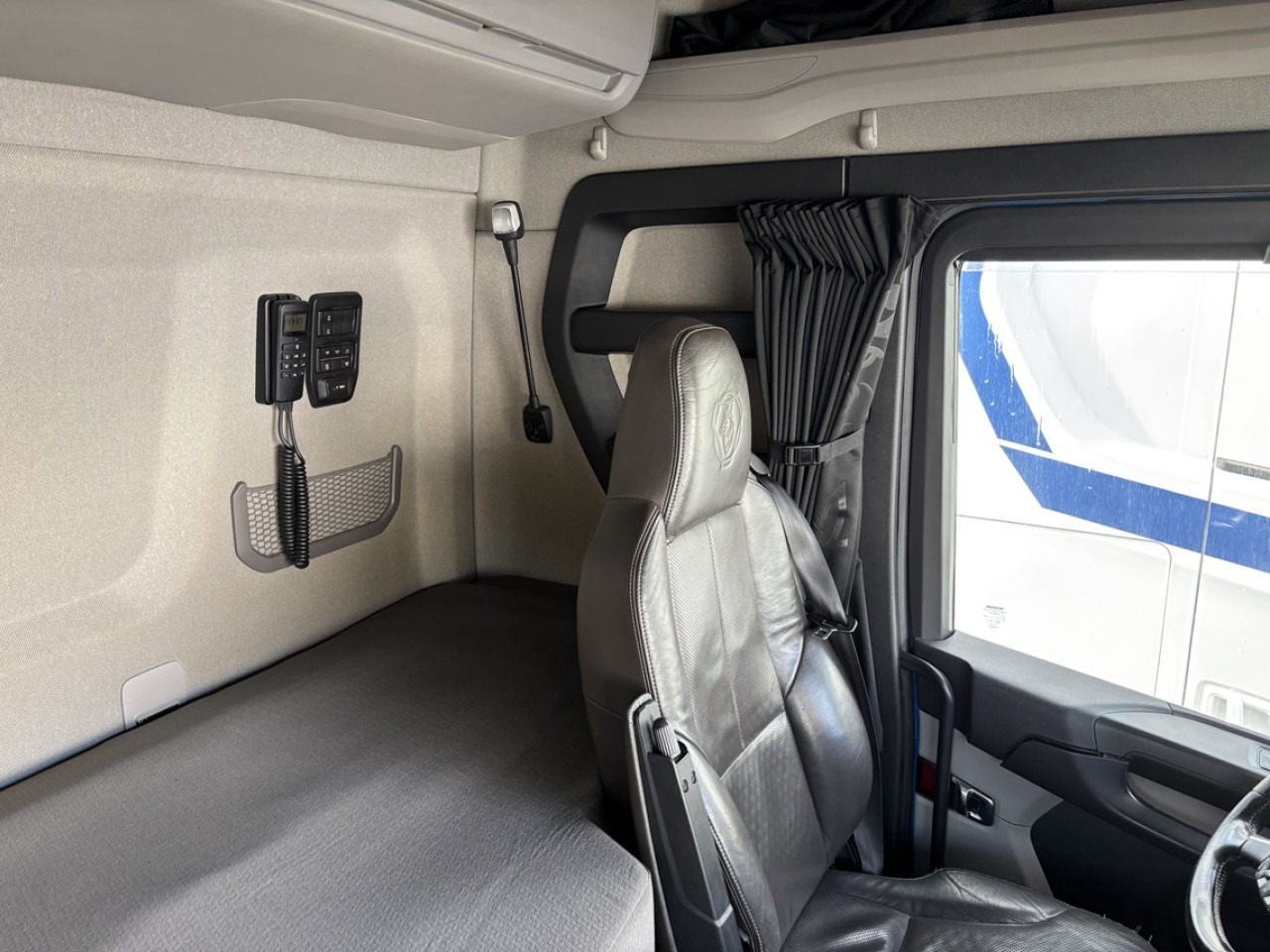 SCANIA R 500 A4x2NB - Tracteur routier: photos 2 SCANIA R 500 A4x2NB - Tracteur routier: photos 2