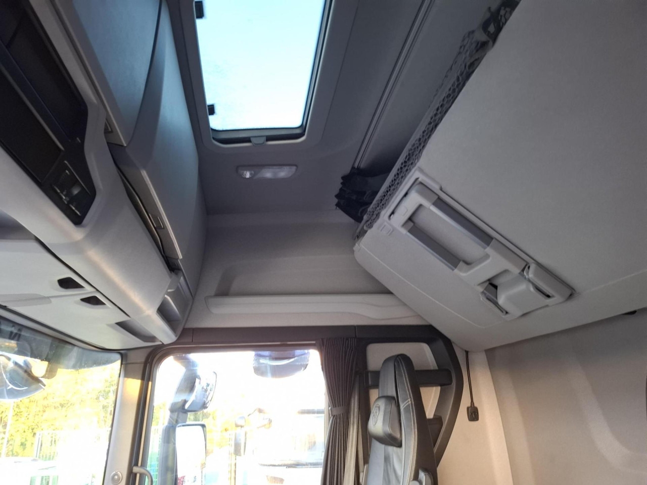 SCANIA SCANIA S500 CS20H - Tracteur routier: photos 3 SCANIA SCANIA S500 CS20H - Tracteur routier: photos 3