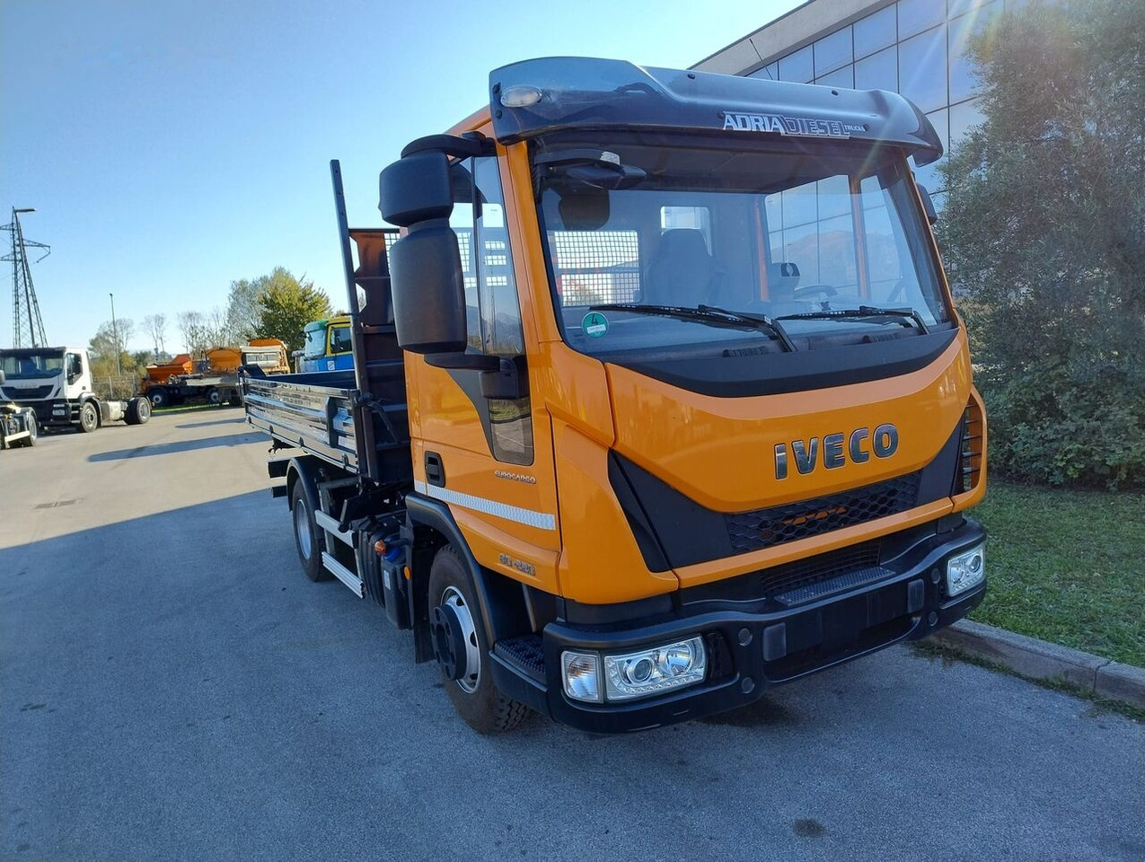 IVECO EuroCargo 80-220 - Camion benne: photos 2 IVECO EuroCargo 80-220 - Camion benne: photos 2