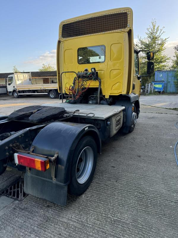 DAF LF 250 FT Urban Artic 4x2 Day Cab Urban Artic euro 6 - Tracteur routier: photos 4 DAF LF 250 FT Urban Artic 4x2 Day Cab Urban Artic euro 6 - Tracteur routier: photos 4
