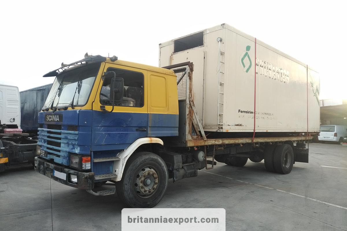 SCANIA P92 | Intercooler | 4x2 6 Tyres | On Springs | 19 Ton | Telma | Flatbed Truck - Camion plateau: photos 3 SCANIA P92 | Intercooler | 4x2 6 Tyres | On Springs | 19 Ton | Telma | Flatbed Truck - Camion plateau: photos 3