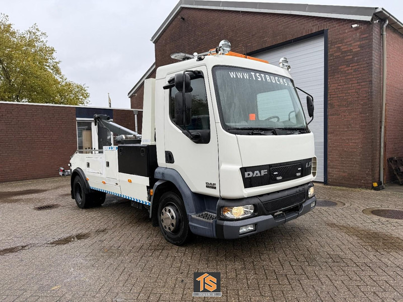 DAF FA LF45 EURO 3 - MANUAL - TOWTRUCK/AFSLEPER/ABSCHLEPP - BELGIUM TRUCK - TUV/APK 06/2026 - TOP! - Remorqueuse: photos 4 DAF FA LF45 EURO 3 - MANUAL - TOWTRUCK/AFSLEPER/ABSCHLEPP - BELGIUM TRUCK - TUV/APK 06/2026 - TOP! - Remorqueuse: photos 4