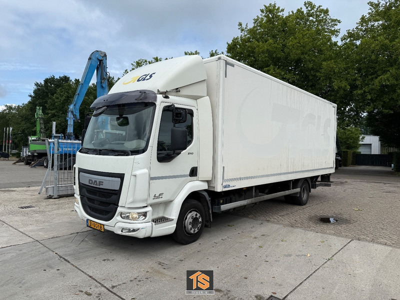 DAF LF 210 FA 12 TON - LADEBORDWAND - NL TOP TRUCK - Camion fourgon: photos 1 DAF LF 210 FA 12 TON - LADEBORDWAND - NL TOP TRUCK - Camion fourgon: photos 1