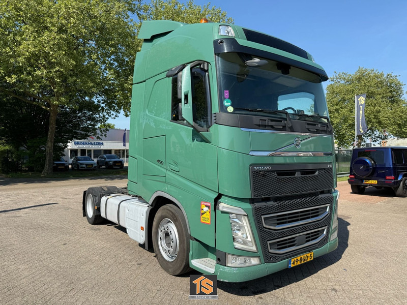 Volvo FH 460 - 2 TANKS - NL TOP TRUCK - TUV 9/25 - Tracteur routier: photos 2 Volvo FH 460 - 2 TANKS - NL TOP TRUCK - TUV 9/25 - Tracteur routier: photos 2