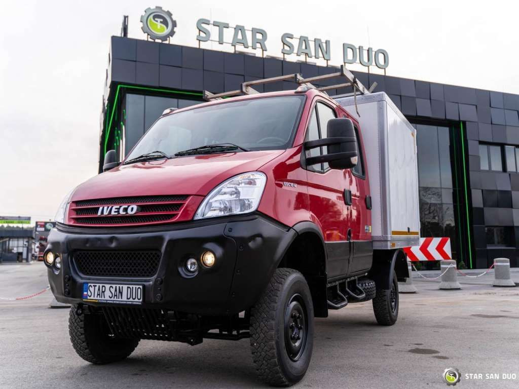 Iveco DAILY 4X4 OFFROAD CAMPER BOX DOKA Iveco DAILY 4X4 OFFROAD CAMPER BOX DOKA - Châssis cabine: photos 4 Iveco DAILY 4X4 OFFROAD CAMPER BOX DOKA Iveco DAILY 4X4 OFFROAD CAMPER BOX DOKA - Châssis cabine: photos 4