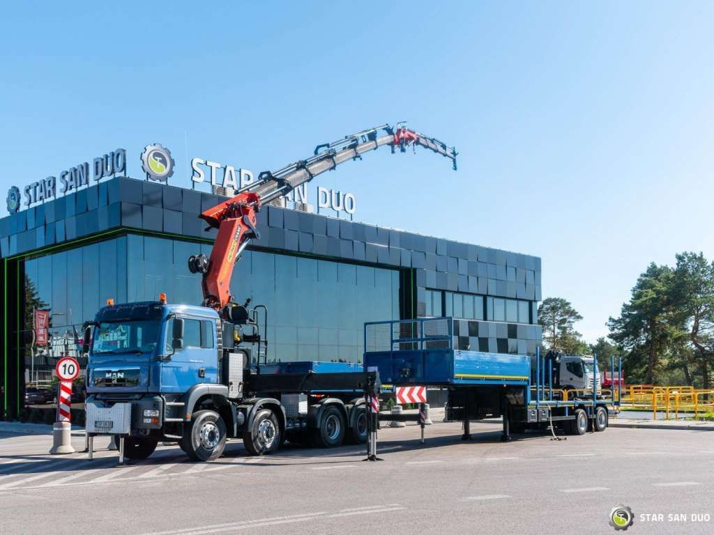 MAN  TGA 35.440 8X6H PALFINGER  60002  Semi-trailer - Camion grue: photos 3 MAN  TGA 35.440 8X6H PALFINGER  60002  Semi-trailer - Camion grue: photos 3
