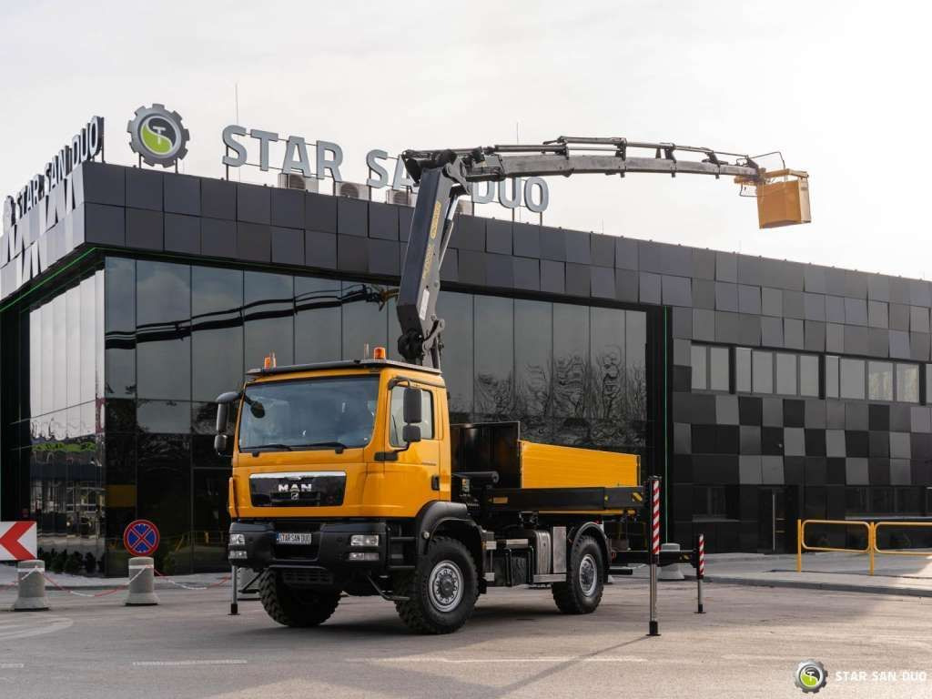 MAN TGM 18.340 4x4 PALFINGER PK 20002 CRANE BASKET MAN TGM 18.340 4x4 PALFINGER PK 20002 CRANE BASKET - Camion grue, Camion plateau: photos 1 MAN TGM 18.340 4x4 PALFINGER PK 20002 CRANE BASKET MAN TGM 18.340 4x4 PALFINGER PK 20002 CRANE BASKET - Camion grue, Camion plateau: photos 1