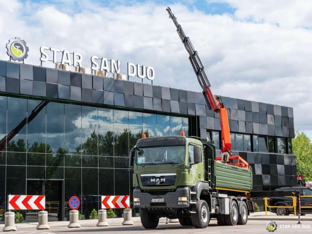 MAN TGS 35.480 PALFINGER PK 20002 HDS Grapple Tippe - Camion grue: photos 2 MAN TGS 35.480 PALFINGER PK 20002 HDS Grapple Tippe - Camion grue: photos 2