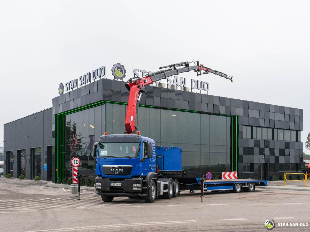 - Camion grue: photos 3 - Camion grue: photos 3