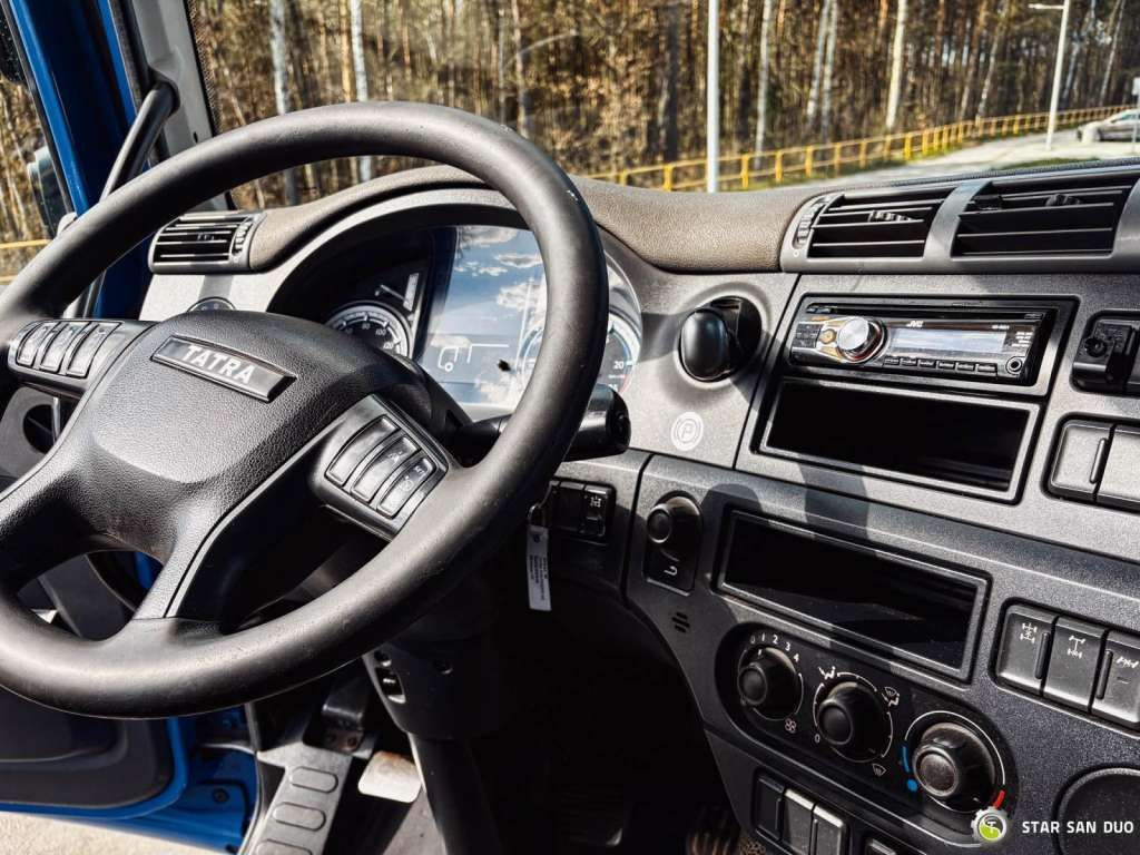 Châssis cabine Tatra  T158 PHOENIX 6x6 Euro 6: photos 15