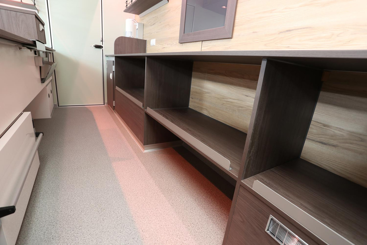 Mobil BORCO HÖHNS - Camion magasin: photos 4 Mobil BORCO HÖHNS - Camion magasin: photos 4