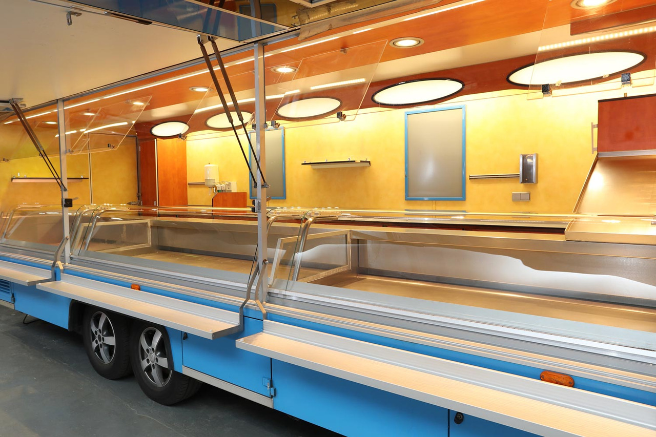 Wochenmarktmobil Tamhart - Camion magasin: photos 4 Wochenmarktmobil Tamhart - Camion magasin: photos 4