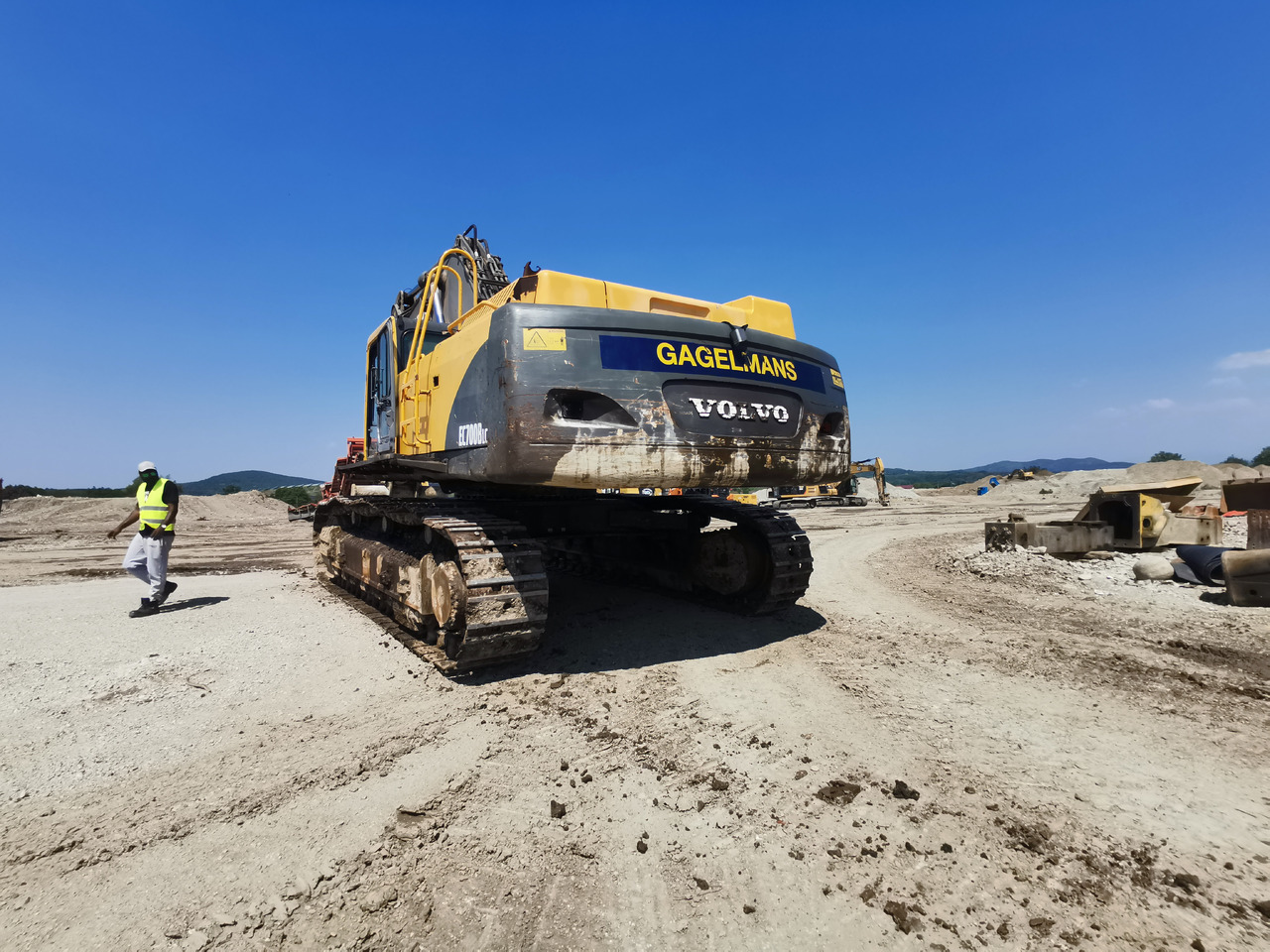 VOLVO 700 B - Pelle sur chenille: photos 2 VOLVO 700 B - Pelle sur chenille: photos 2