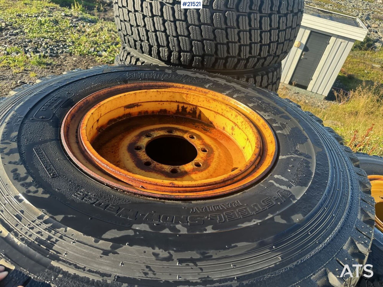 Bridgestone dekk - Pneu pour Engins de chantier: photos 4 Bridgestone dekk - Pneu pour Engins de chantier: photos 4