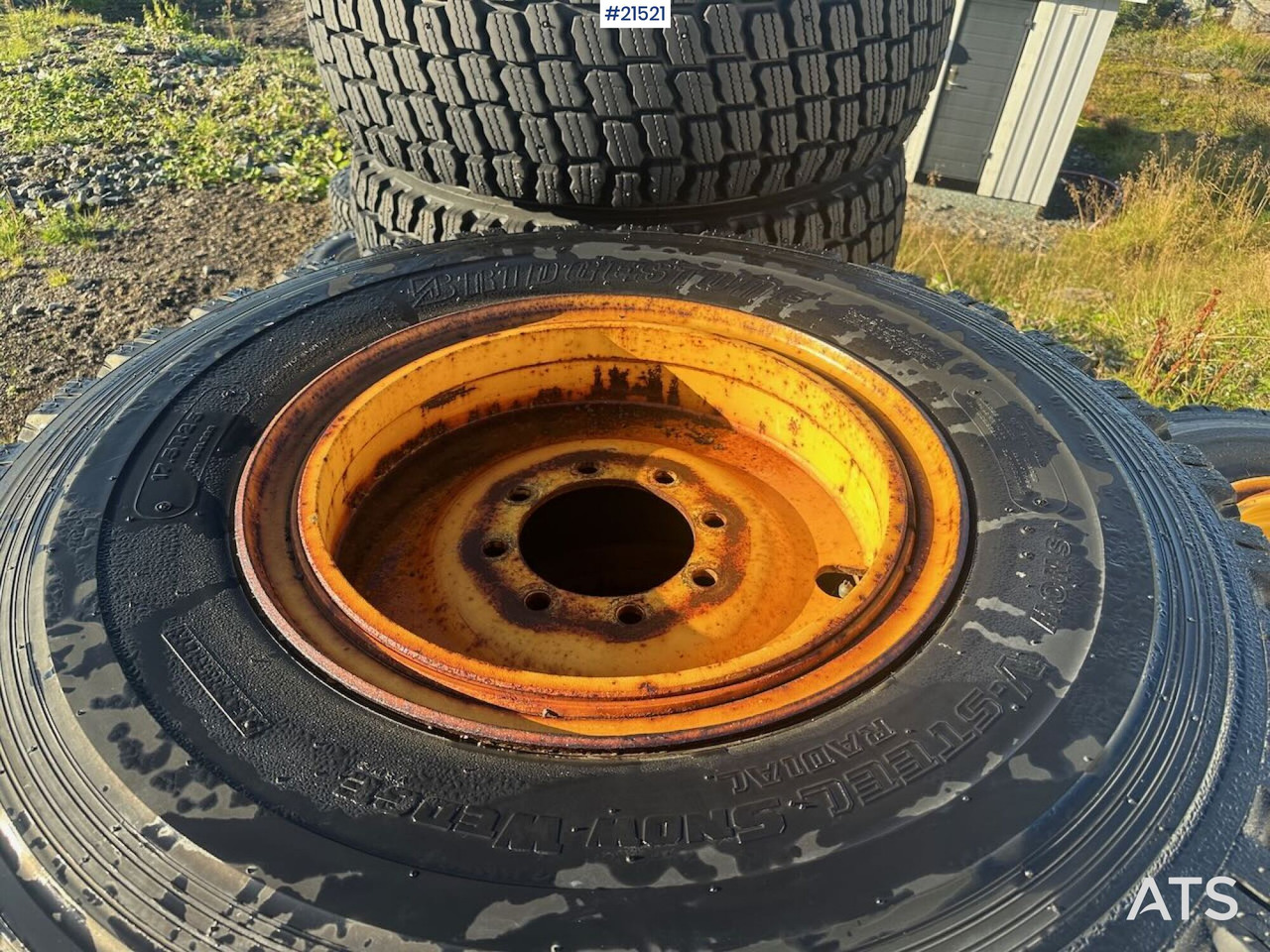 Bridgestone dekk - Pneu pour Engins de chantier: photos 5 Bridgestone dekk - Pneu pour Engins de chantier: photos 5
