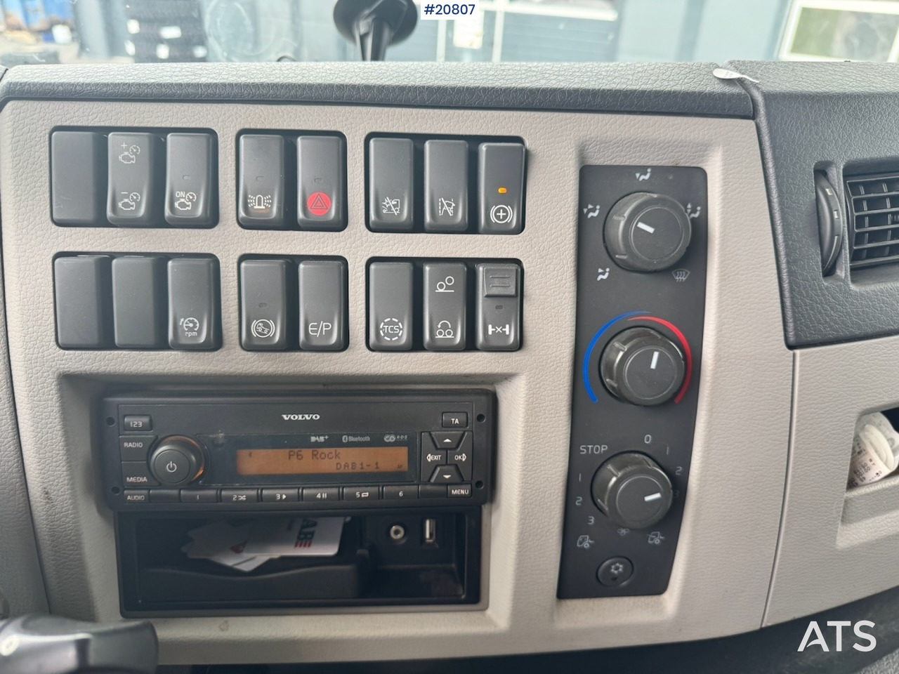 Camion, Travaux routiers Volvo FE320: photos 41 Camion, Travaux routiers Volvo FE320: photos 41