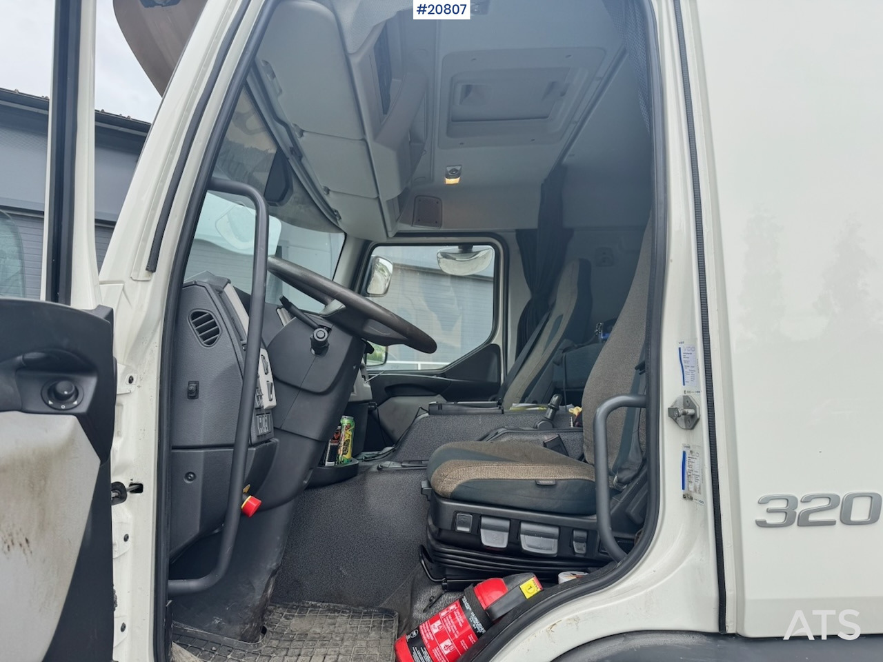 Camion, Travaux routiers Volvo FE320: photos 36 Camion, Travaux routiers Volvo FE320: photos 36