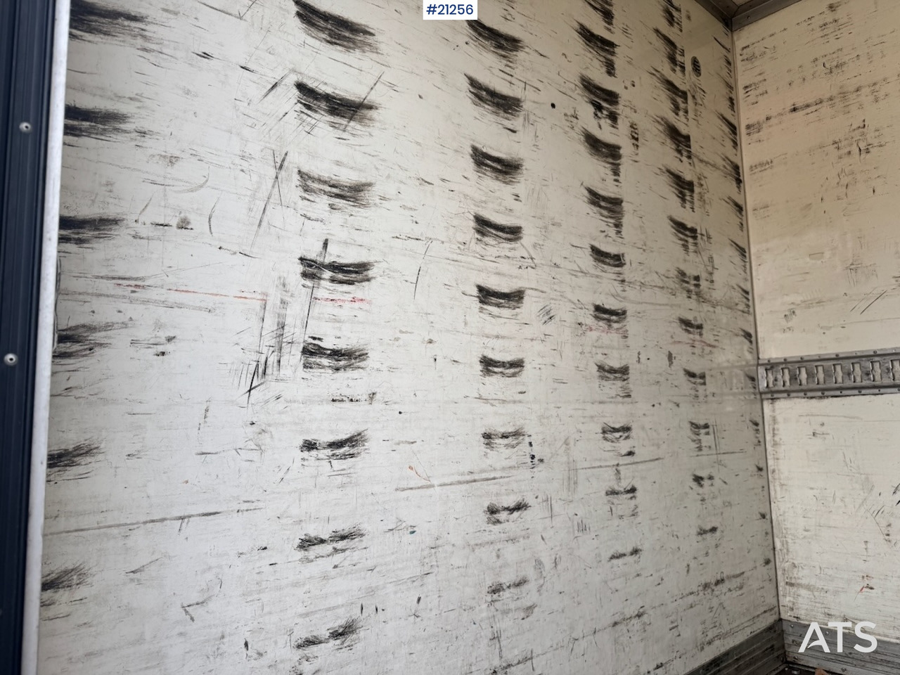 Fourgon grand volume Ford TRANSIT: photos 25