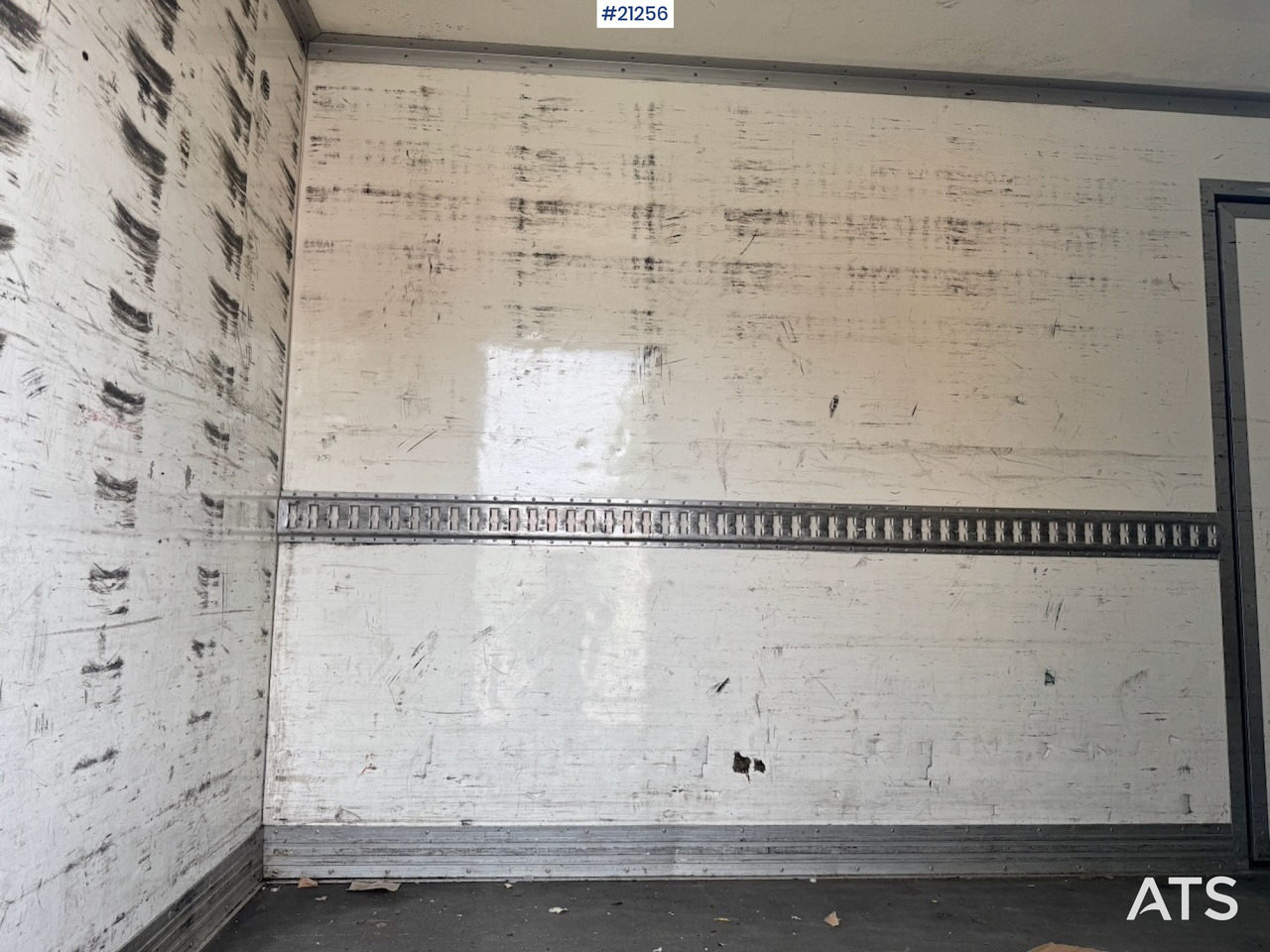 Fourgon grand volume Ford TRANSIT: photos 21