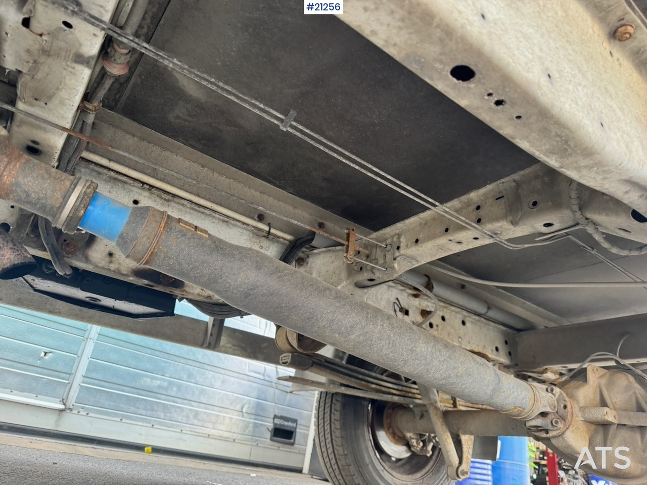 Fourgon grand volume Ford TRANSIT: photos 13