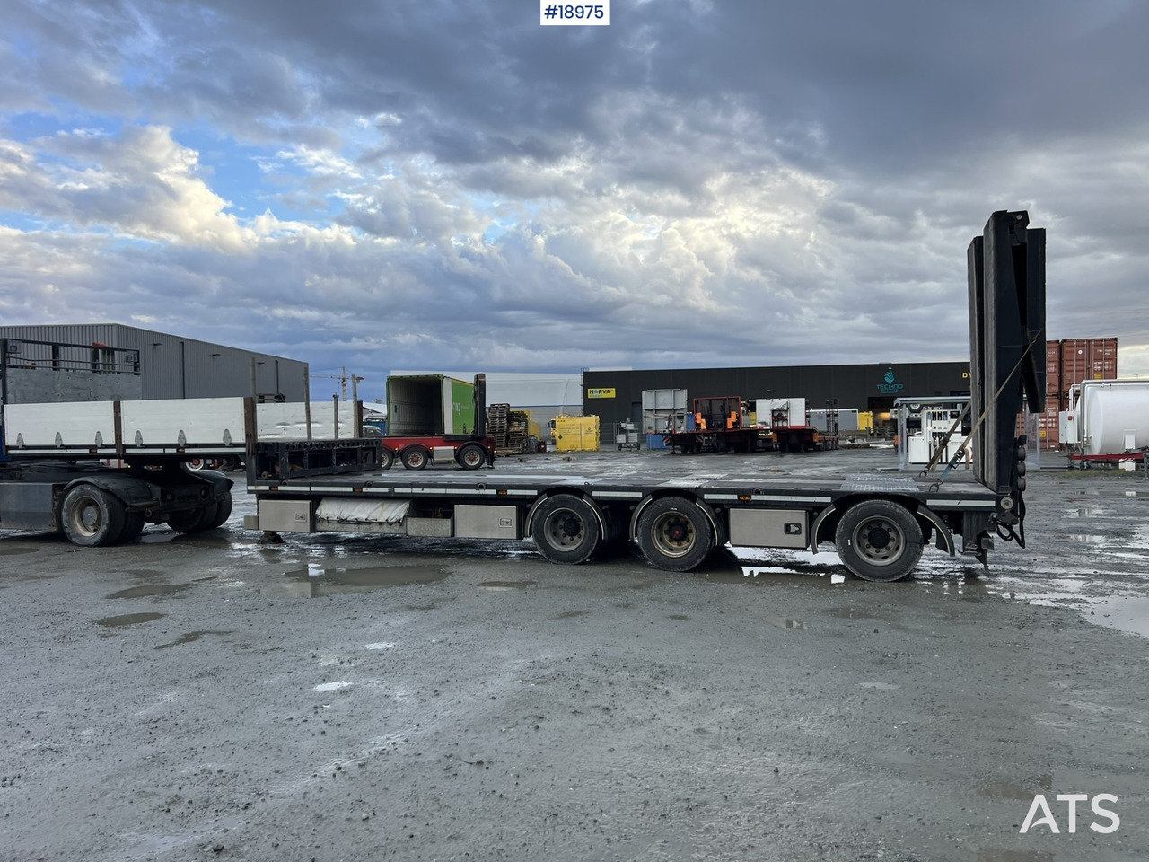 HRD Maskinsemi - Semi-remorque porte-voitures: photos 2 HRD Maskinsemi - Semi-remorque porte-voitures: photos 2