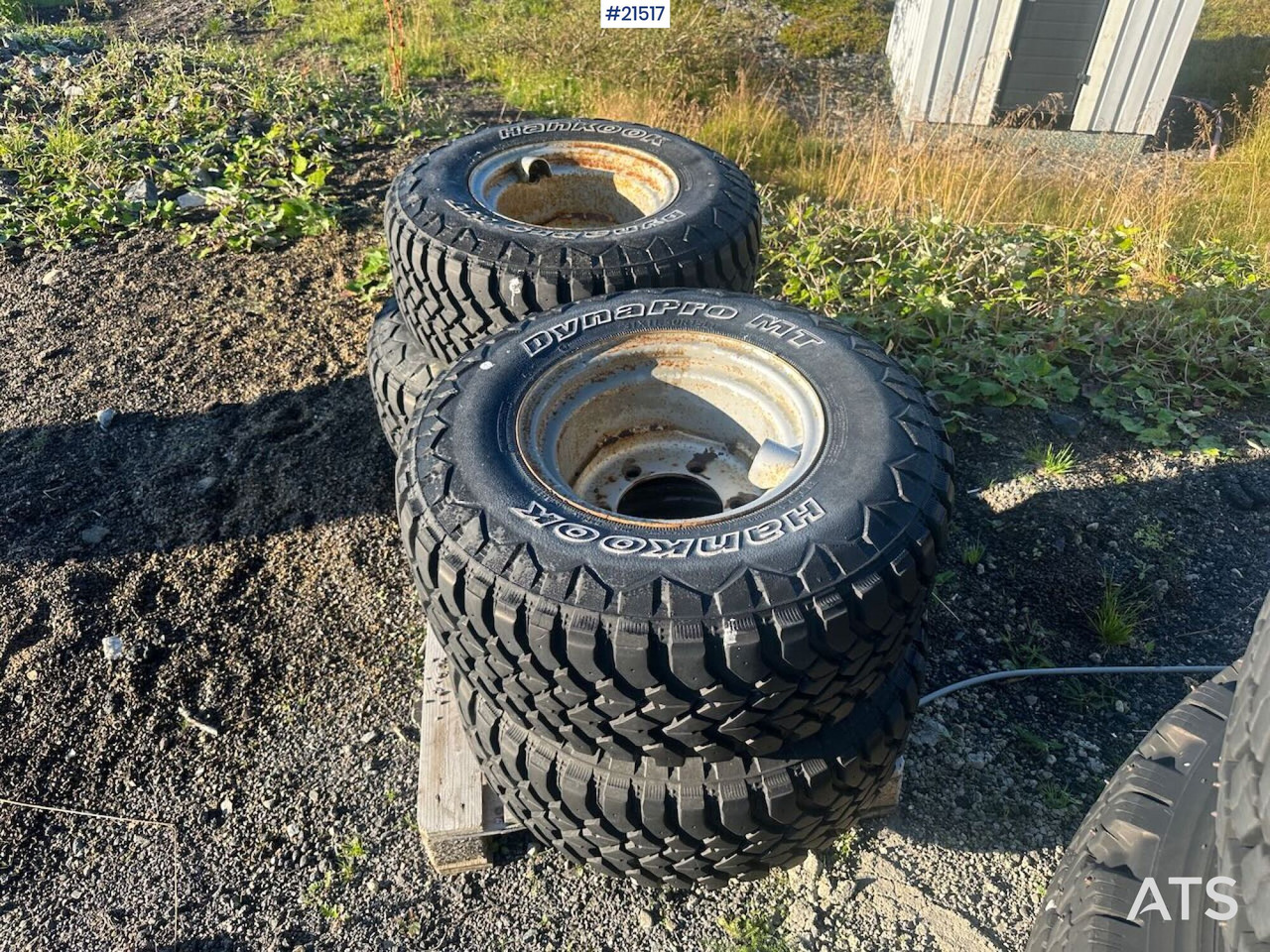 Hankook Dynapro MT dekk til wille hjullaster - Pneu pour Engins de chantier: photos 1 Hankook Dynapro MT dekk til wille hjullaster - Pneu pour Engins de chantier: photos 1