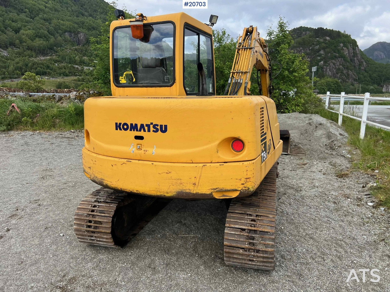 Pelle Komatsu PC75: photos 16