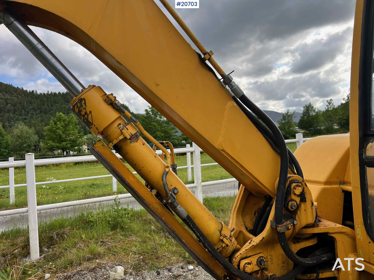Pelle Komatsu PC75: photos 27