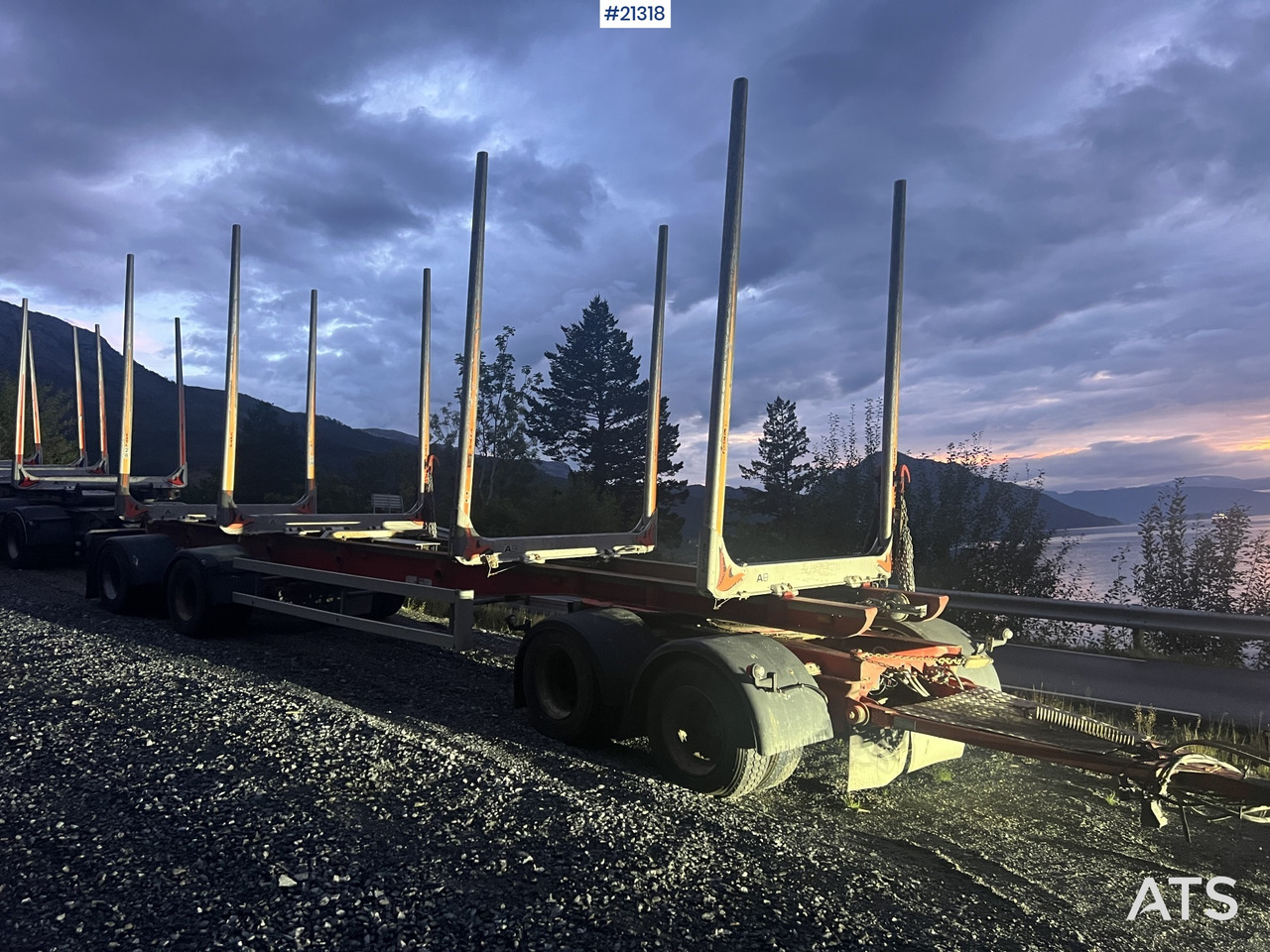 MVB10 MVB10-FLS4 4 akslet 2014 MVB10-FLS4 4 akslet Tømmerhenger - Remorque grumier: photos 2 MVB10 MVB10-FLS4 4 akslet 2014 MVB10-FLS4 4 akslet Tømmerhenger - Remorque grumier: photos 2